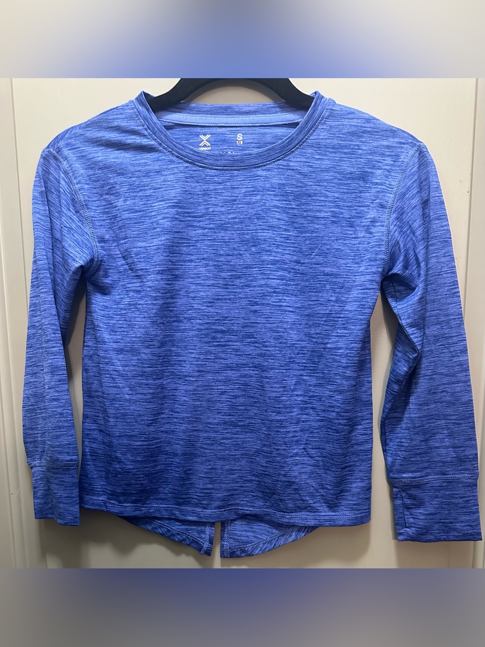 Xersion Size S (7/8) Blue Split Back Athletic Shirt NWOT